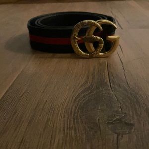 Men’s large red green snake buckle Gucci belt